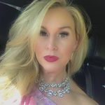 Holly Montgomery - @hollymm Instagram Profile Photo