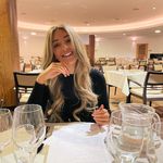 Holly Sutton - @holly_suttonxx Instagram Profile Photo
