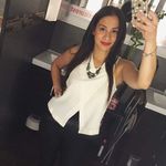 Arberg Janet - @arberg_janet Instagram Profile Photo