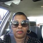 Janet Perry - @janet.perry.7583 Instagram Profile Photo