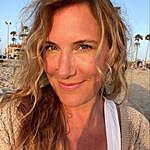 Jennifer Jennings - @drjen_yoga Instagram Profile Photo