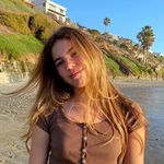 Julia Bennett - @julia.ben0 Instagram Profile Photo