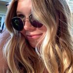 Julia Walsh - @juliaawalshh Instagram Profile Photo