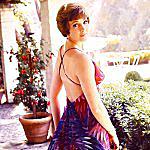 Julie Andrews - @julieandrewsclassic Instagram Profile Photo