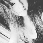 Karen Earls - @crazybbygirl500 Instagram Profile Photo