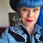 Karen Holland - @fill_ya_boots_chainstitch Instagram Profile Photo
