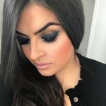 Karin Smith - @awakeandrisebook Instagram Profile Photo
