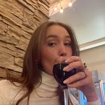 Katie Scofield - @katiexxitaly Instagram Profile Photo