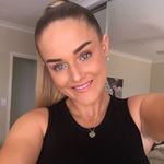 Katie Stone - @__katiestone Instagram Profile Photo