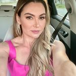 Karina C. Boaretto Lopes - @kari_boaretto Instagram Profile Photo