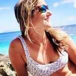 Kelly Nichols - @beachcountrykel Instagram Profile Photo
