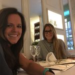 Charlsi and Kelsi Konecny - @two.sisters.abroad Instagram Profile Photo