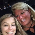 Kim Cochran - @cochran_mom Instagram Profile Photo