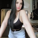 Kimberley Weeks - @tensitpie Instagram Profile Photo