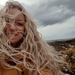 Kimberly Fennell - @beach_waves_adrift Instagram Profile Photo