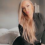 Kimberly Hess - @selectively_it Instagram Profile Photo