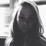 Kirsten Burton - @kirsten_burt12 Instagram Profile Photo