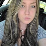 Kat McMullin - @purrprettykitty Instagram Profile Photo