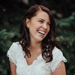 Laura Henze - @henzefilms Instagram Profile Photo