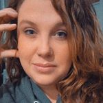 Laura Peterson - @laurakpete Instagram Profile Photo