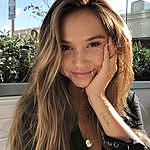 Single Girl - @laura_16teen Instagram Profile Photo