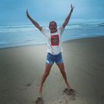 Laura Vick - @hooga_pilates Instagram Profile Photo
