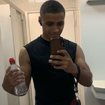 Lawrence Thompson - @l4wrence_t Instagram Profile Photo