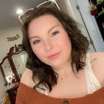 Leah Lundy - @justalittlelundy Instagram Profile Photo
