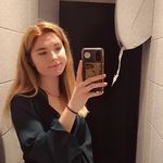 Lena Stouten - @lenastouten Instagram Profile Photo