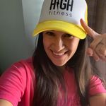 Leslie Barnes - @high.fit.fanatic Instagram Profile Photo
