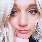 Leslie Davis - @dollyfartn_ Instagram Profile Photo
