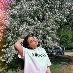 Lillian Young - @lilyoung70053 Instagram Profile Photo