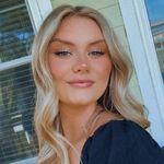 Lilly Anderson - @lillyaanderson Instagram Profile Photo