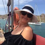 Linda Arter - @lindaarter Instagram Profile Photo