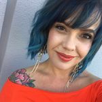 Lisa Booker - @hairby_lisab Instagram Profile Photo