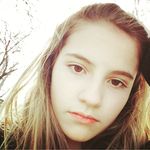 Isabelle Villines - @isabellevillines Instagram Profile Photo