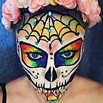 Lorna Robertson - @arty_farty_makeup Instagram Profile Photo