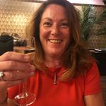 Lorraine Robertson - @exploring_with_lorraine Instagram Profile Photo