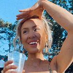 Lindsay Algee | Hairstylist - @lindsay.alg Instagram Profile Photo