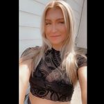 Lyndsey Avery - @lyndseyavery Instagram Profile Photo