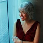 Martha Warren - @m_warren_writer Instagram Profile Photo