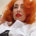 Mary - @maryredcosmichair Instagram Profile Photo