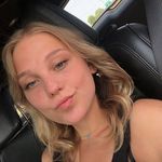 Megan Holman - @_meganholman Instagram Profile Photo