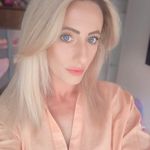 Melissa Coles - @honeybee2k1 Instagram Profile Photo