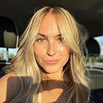 Meredith Moore - @meredith_327 Instagram Profile Photo
