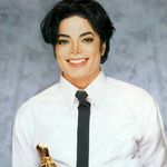 Moonwalkerd' - @earth_song_michael Instagram Profile Photo