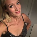 Michelle Bray - @mish.crumble Instagram Profile Photo