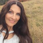 Mitzi Barrett - @zyia.mitzi Instagram Profile Photo