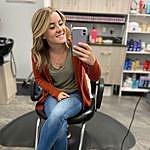 Natalie Hogan - @blossomlash.hair Instagram Profile Photo