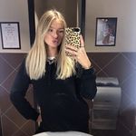 Nicole Lambert - @lambert13_nico Instagram Profile Photo